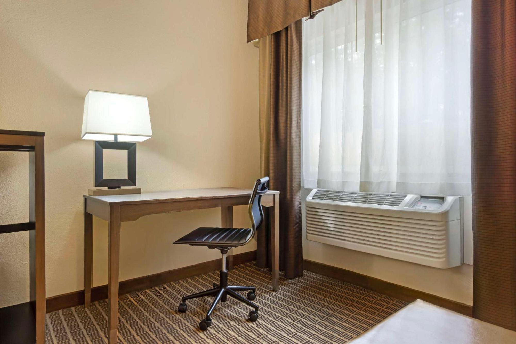 Best Western Plus Yakima Hotel Esterno foto